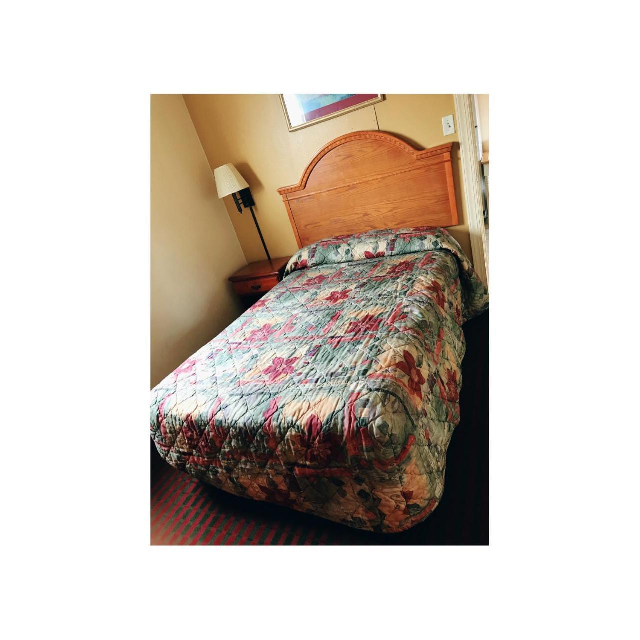 Mid-Town Inn クラークスビル エクステリア 写真